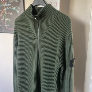 Stone island  - Stickad si Knit från aw22  Helt ny