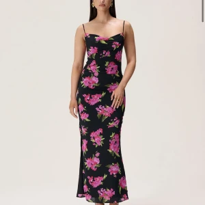 Adoore slip on Valence dress - Helt ny klänning från Adoore med alla lappar och förpackning kvar. 