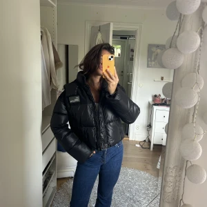 Vinterjacka - Skit snygg vinterjacka från Bershka