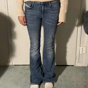 POPULÄRA DIESEL JEANS - Säljer mina favorit diesel jeans som är så populära!! Storlek 25x30💝
