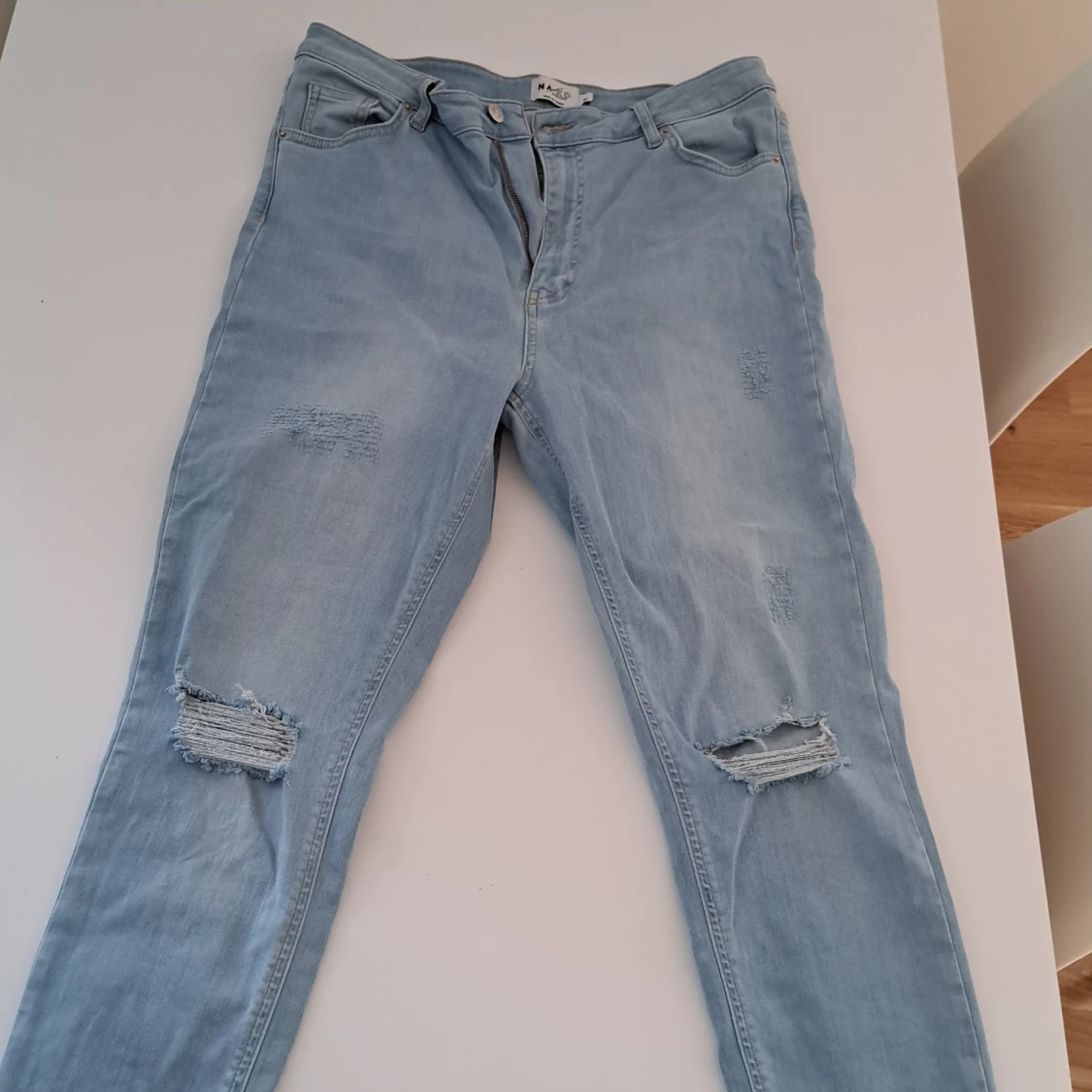 Stretch-jeans från Na-kd