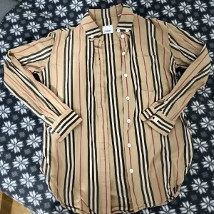 Burberry - Burberry Authentic Size 34