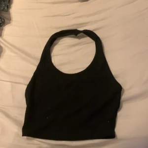 Topp  - Topp med öppen rygg 