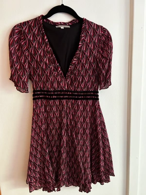 House of Dagmar - Unik kort klänning från Dagmar, jättesöt och kan bäras både som klänning eller tunika.