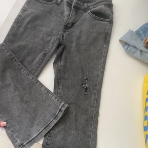 Byxor - Byxor som typ aldrig är använda. Vet inte vart jag köpt dom. Skriv för fler frågor💞💕💓