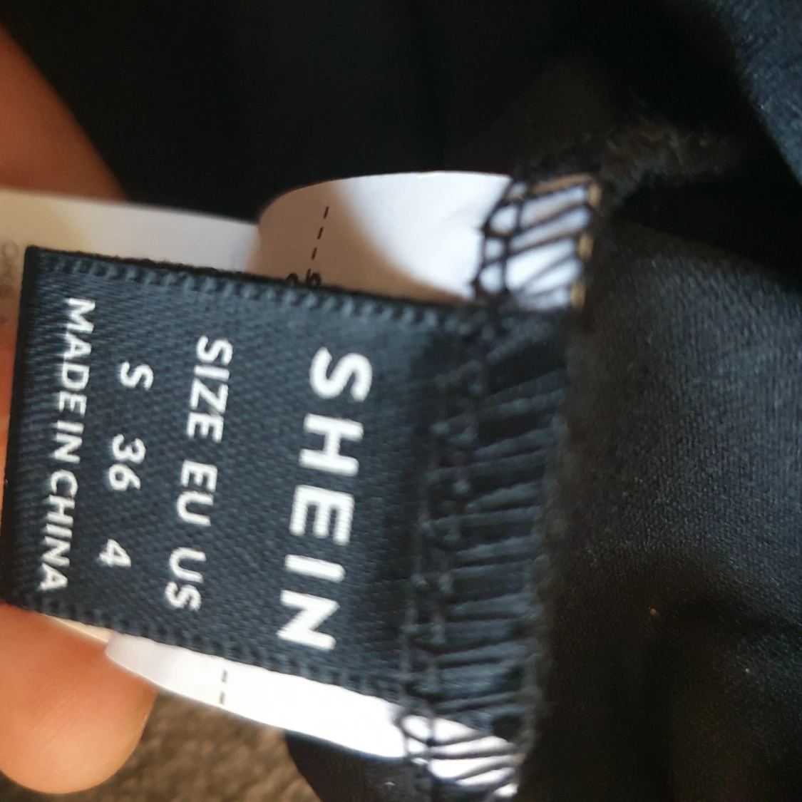 Magtröja från Shein storlek S, oanvänt - 91