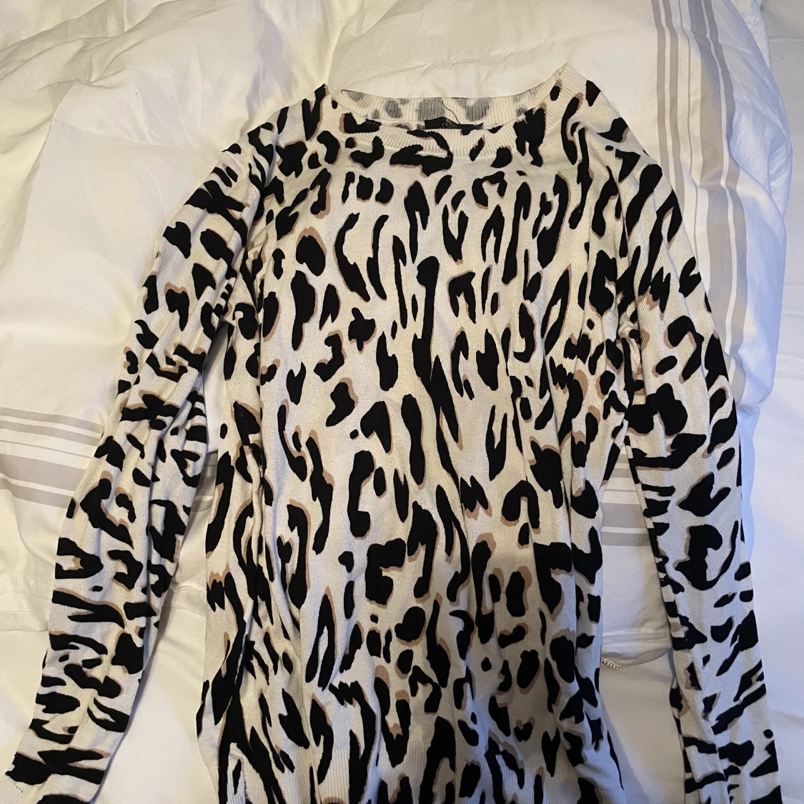 Superskön leopardmönstrad tröja från Brantex classic - 90