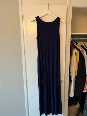 Långklänning  - Långklänning från Nelly i bomull