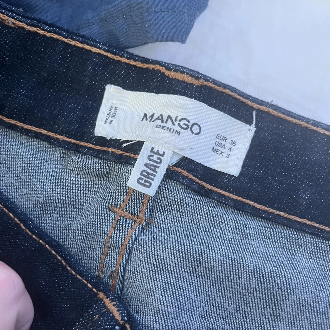 Mörkblå Jeans - 91