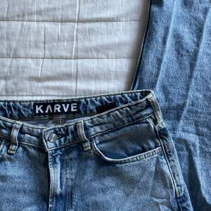 Ett av mina favorit par av jeans från märket ”karve” i herr modell low waist 