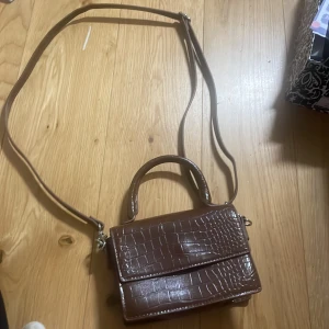 Mini brun vödka - Fint skick från monki