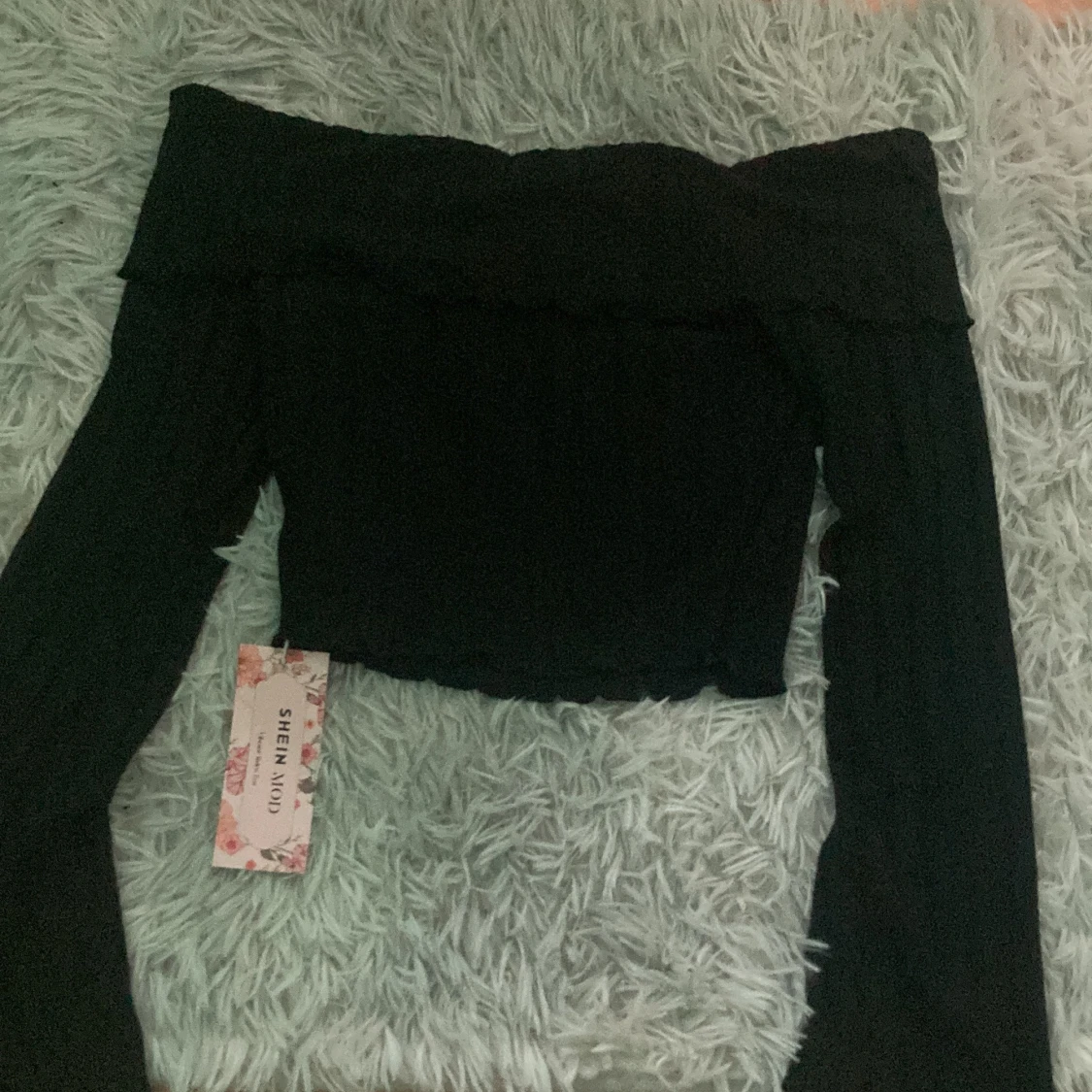 Off shoulder tröja - 91