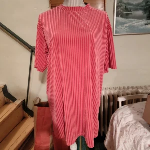 Rosa manchester - Mysig o fin knälängd ca