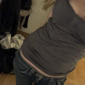 grått saint tropez linne  - grått linne som är lite för stort för mig!! använd fåtal gånger😇den är i storlek L men skulle säga att den passar S-Xl då den är stretchig💕 skriv om ni har frågor  