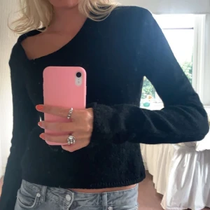 LeGer tröja - Otrolig LeGer tröja med så snygg detalj! Köpte för 600kr 🍭