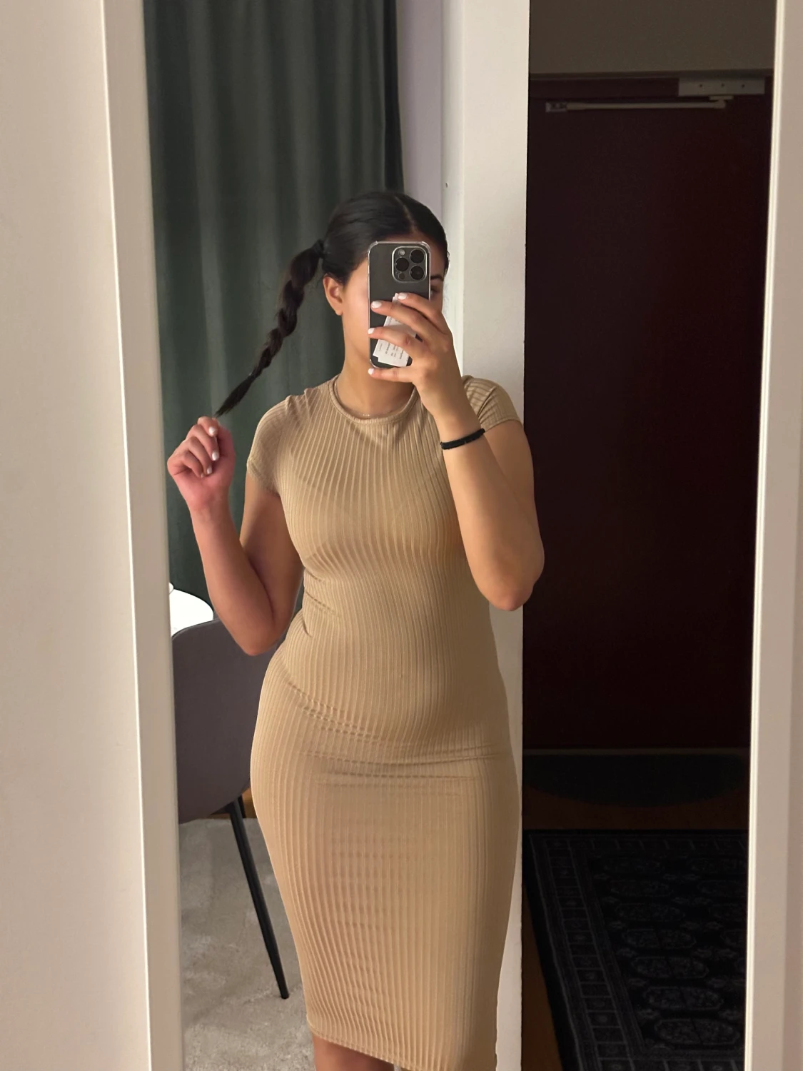 Ribbad klänning - 90