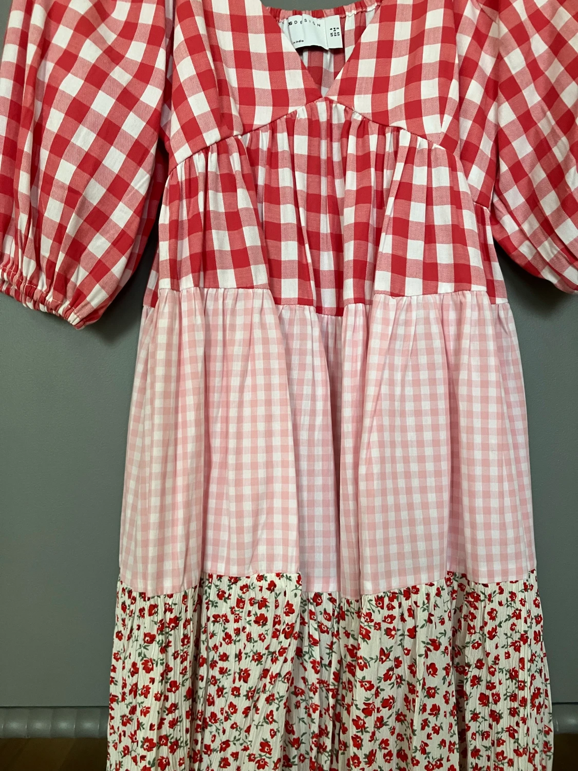 Oanvänd klänning från ASOS - 90