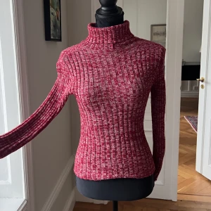 RÖD POLO - Supersnygg!! Trekvartsärm. 