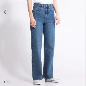 Dessa jeans är knappt använda och bra pris!👍🏻