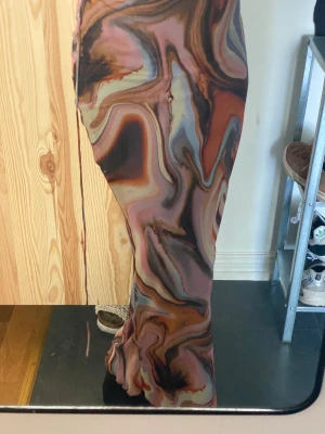 Kjol från zara  - Supercool stretchig maxikjol från zara. 