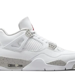 Jordan 4 oreo  - Säljer nya Jordan 4 oanvända med paket. Finns i fler storlekar! Priset går att diskutera!