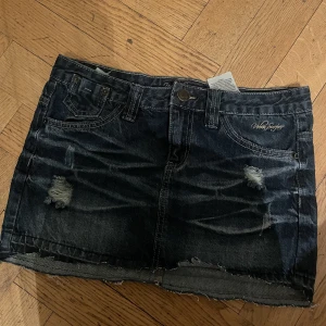 Jeanskjol  - As snygg jeanskjol köpt på zalando pre owned😍