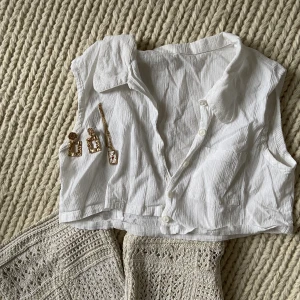 Perfekt sommartopp - Lätt sommartopp från zara. Passar till allt. 