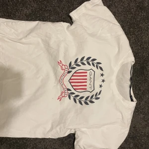 Gant t shirt  - Bra skick skriv om du har frågor Köparen står för frakt