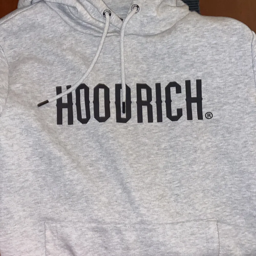 Hoodrich hoodie storlek M skit bra hoodie . Tröjor & Koftor.