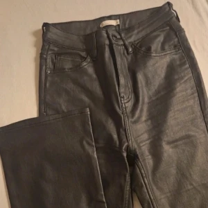 Köpta på Nelly - Storlek 36. Som nya.