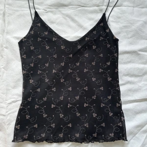 Linne  - Söt linne från Paris 