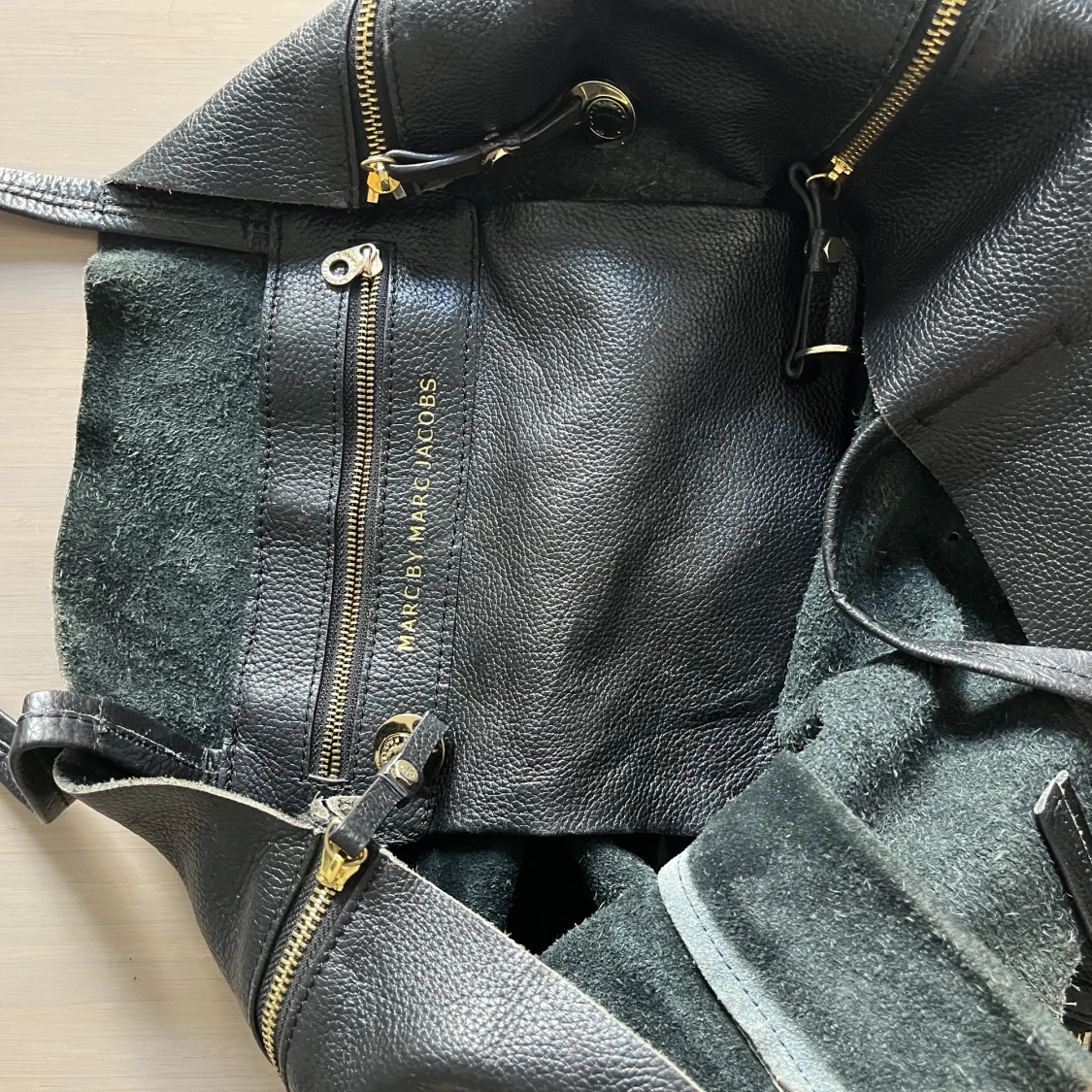 Marc Jacobs axelremsväska  - 91