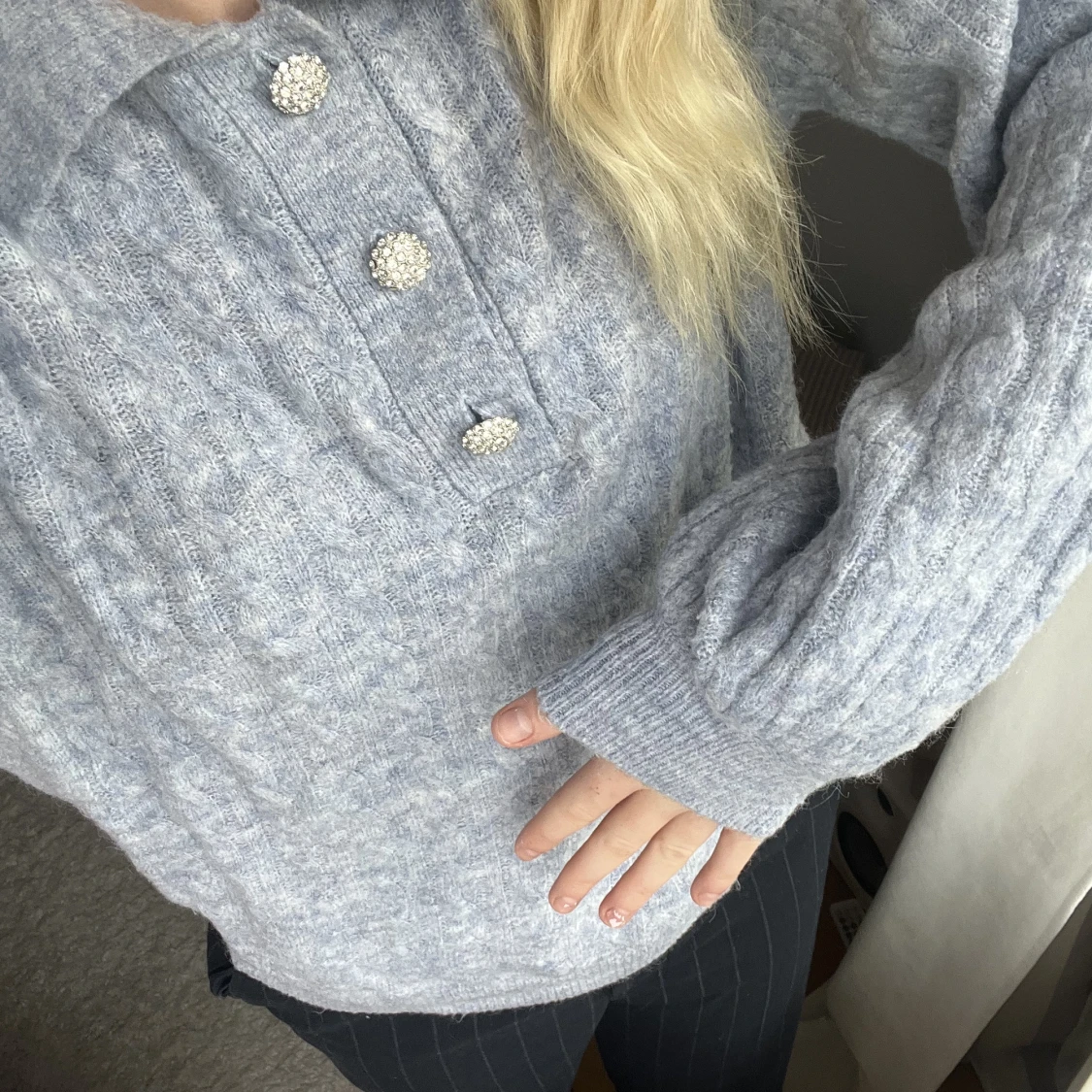 Stickad Blå tröja strl 38/40 - 90