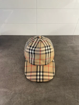 Burberry keps - Burberry keps - Size: S - Skick: 8/10 