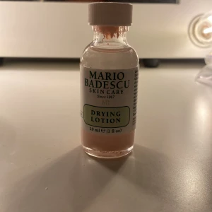 mario badescu drying lotion - spot treatment för finnar💗 använd 2 gånger och funkade inte på mig, ny pris 189kr💕