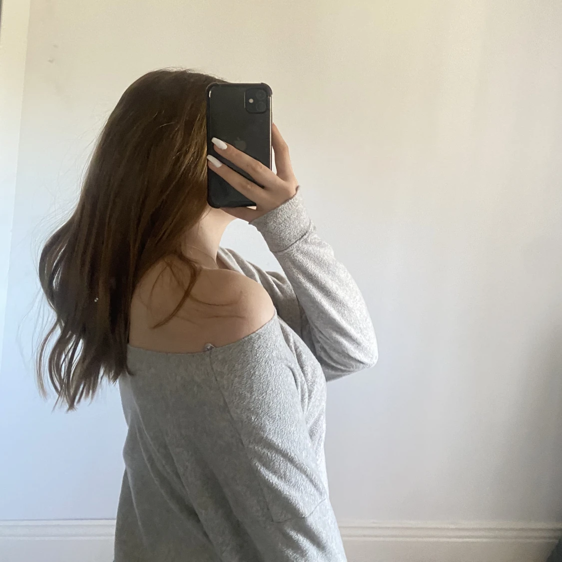 Grå offshoulder - 91