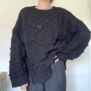Grovstickad tröja stor - En översize stickad tröja/poncho mycket mysig