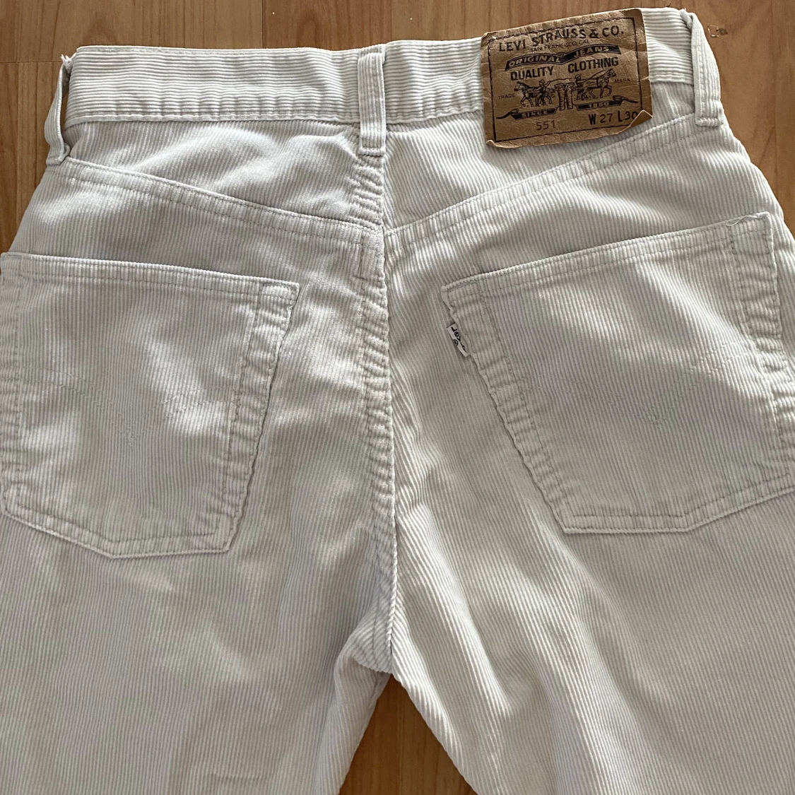 Midwaist Levis jeans  - 91