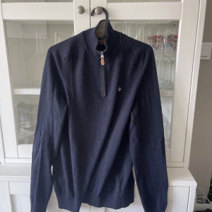 Stickad tröja - Tunnare stickad tröja 