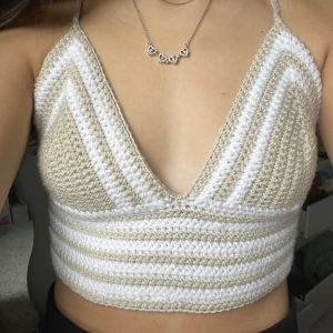 Virkad topp  - Virkad topp 