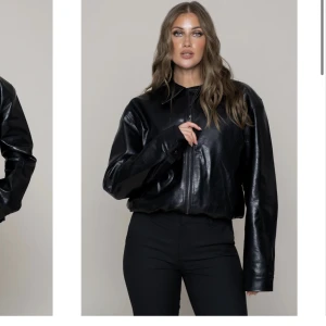 LXA skinnjacka - Säljer denna skinnjacka från LXA i stl 34. Säljer då jag beställde 2 storlekar o hann ej skicka tillbaka den andra ! Oversized o lappar kvar . Köparen står för frakten , pris går att diskutera .
