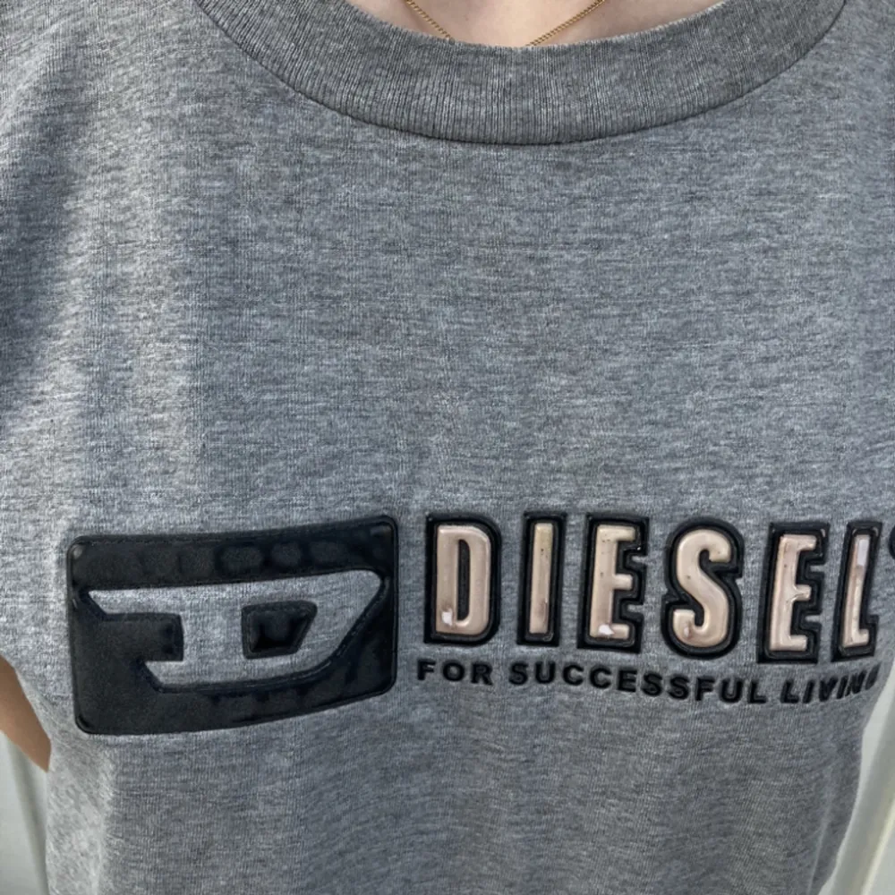 T-shirt från Diesel i storlek S-M🌼 knappt använd!. T-shirts.