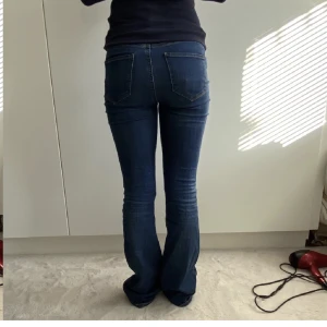 Vero Moda jeans- först till kvarn! - Säljer nu mina vero Moda jeans i storlek S, som jag beställde nyligen! Ändats testade och köpte de för 800kr så 300 är ett ganska rimligt pris tycker jag! Skicka Pm vid intresse!