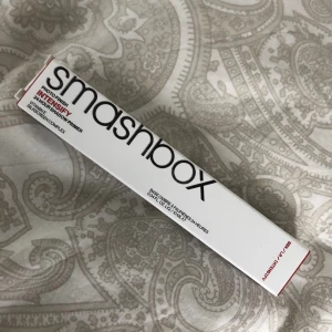 Ögonskuggsprimer - Ögonskuggsprimer från Smashbox. Testad 1 gång. Nypris 280kr💖