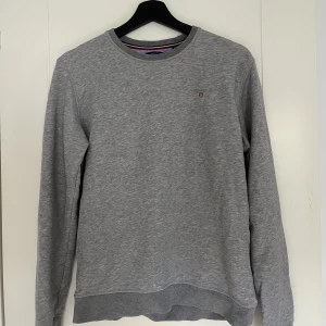Gant sweatshirt - Storlek: S