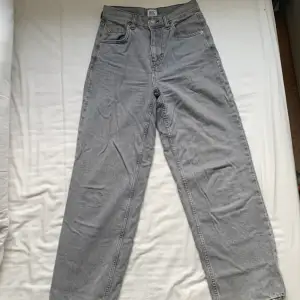BDG Jeans from Urban Outfitters. Boyfriend fit. W24. 