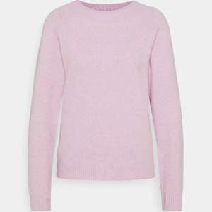 Säljer denna rosa stickade tröja från veromoda då den inte kommer till användning längre 💕