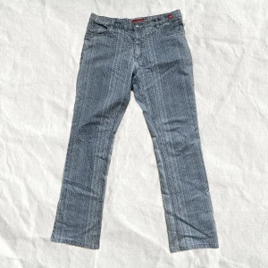 Vintage utsvängda jeans  - Vintage utsvängda jeans 