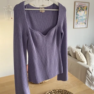 Topp - Stickad topp från H&M. Stl S, använd en gång 🩷