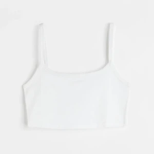 Crop top - Crop top i storlek small, oanvänd🦋 hör av er vid minsta intresse eller fundering 💓